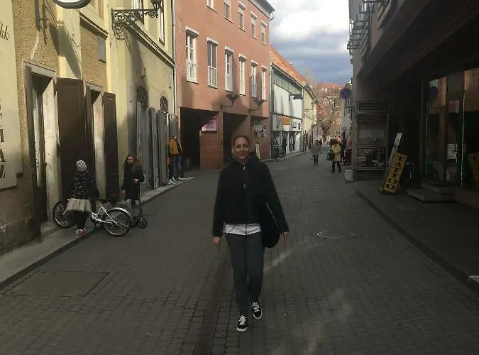 B&B Apartman Eger * 埃格尔