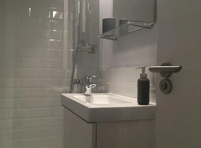 B&B Apartman Eger * 埃格尔